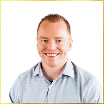 MapleValleyEyeCareCenter-Dr.-Morris-Headshots.jpg