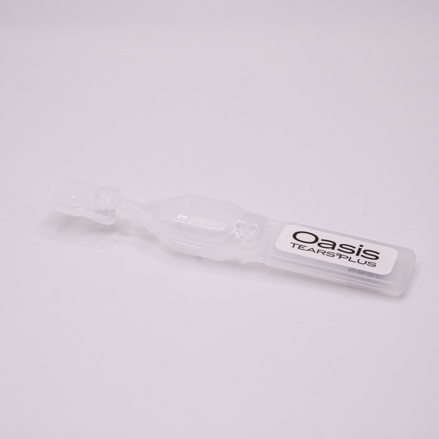 Oasis Tears Plus single vial with 'Oasis' branding