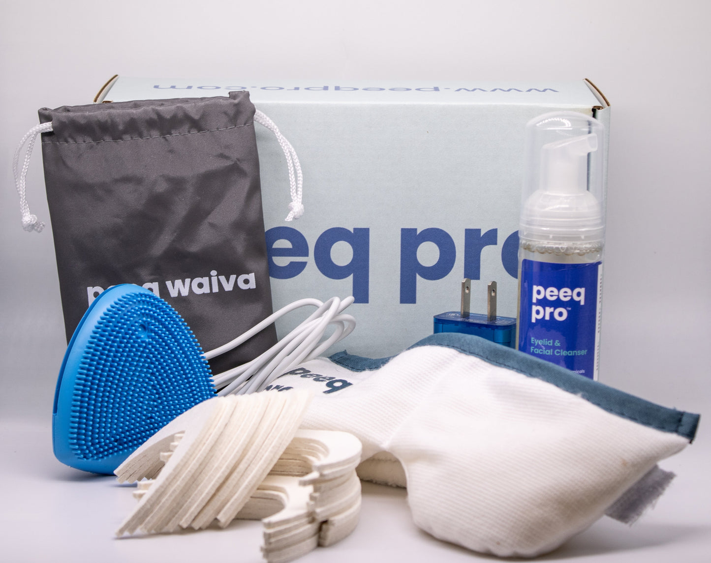 Peeq Essential Waiva Device box with products