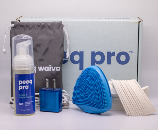 Peeq Waiva Eyelid Cleaning System box with products 